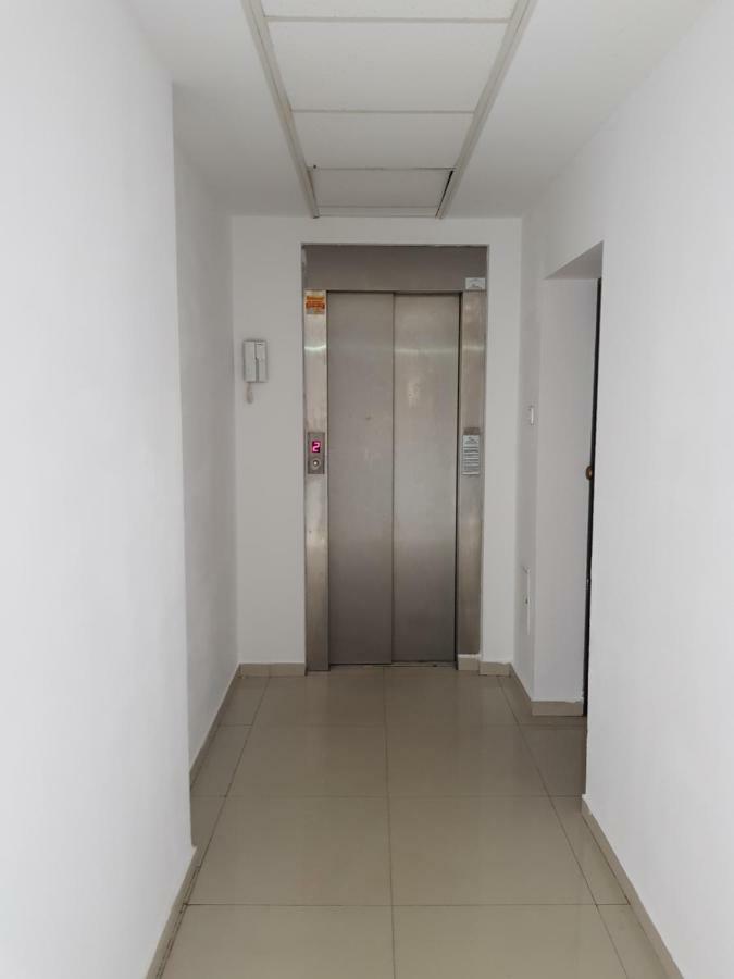 Cozy&Elegant New Studio In Бухарест Екстер'єр фото
